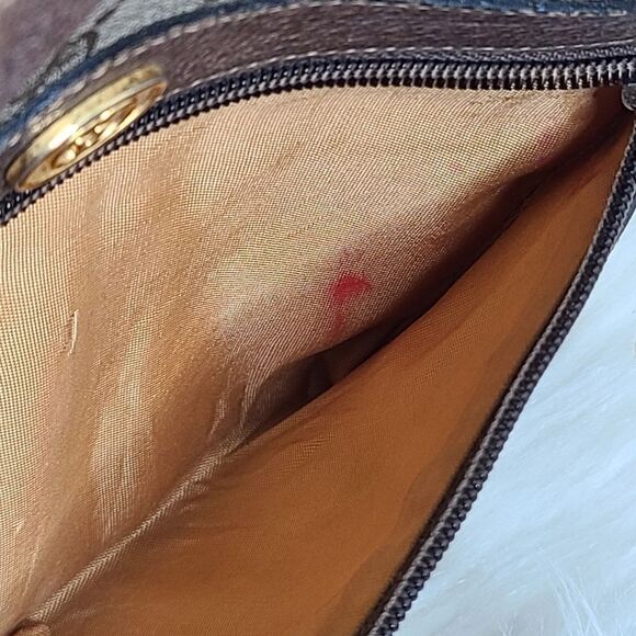 💯Authentic Gucci Crossbody with Cherryline 🍀 - Picture 14 of 16